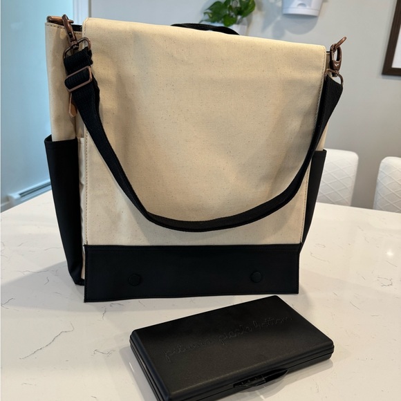 Petunia Pickle Bottom Pathway Diaper bag - Picture 9 of 14